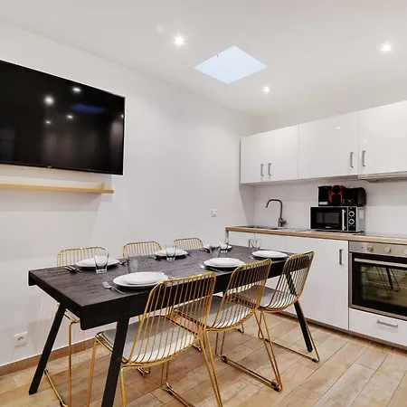 Enchanting 2 Bdr Parisian 公寓