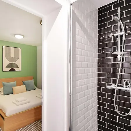 Enchanting 2 Bdr Parisian 公寓 *